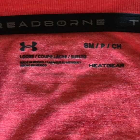 Under Armour Loose HeatGear Long Sleeve Shirt — Size S - Picture 5 of 6
